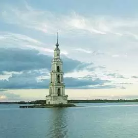 Колокольня в Калязине