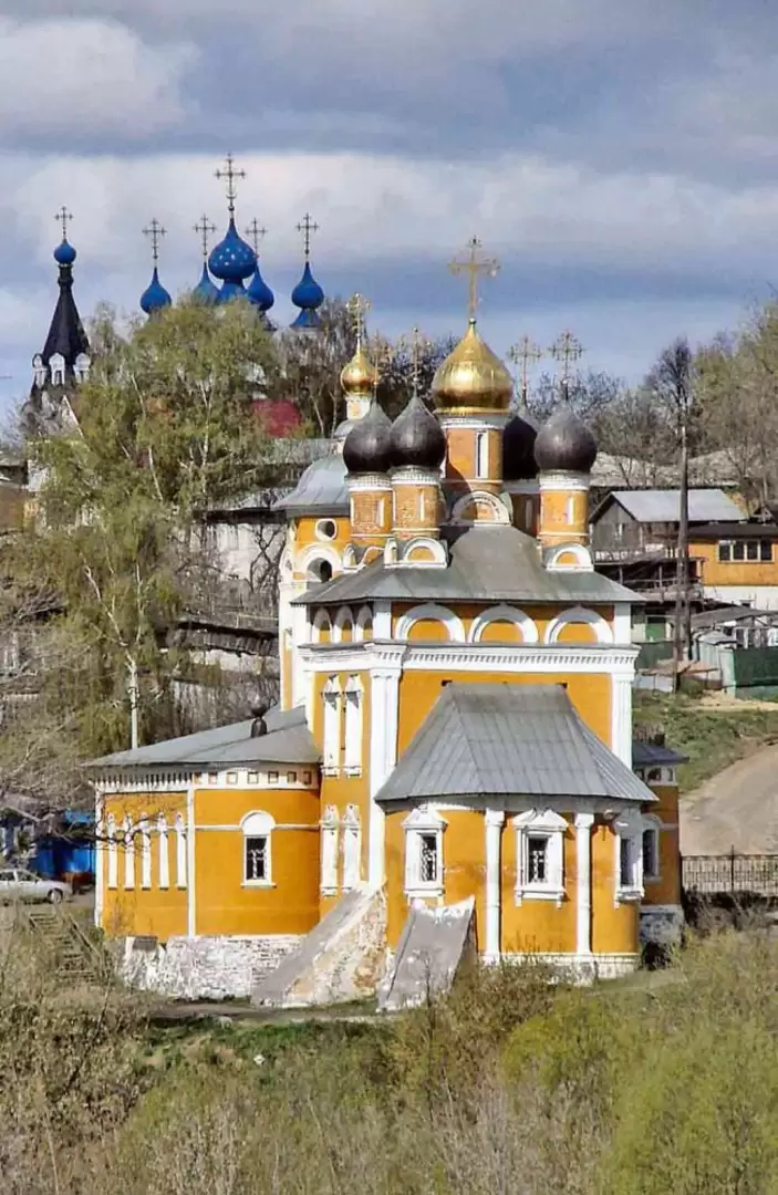 Николо-Набережная церковь