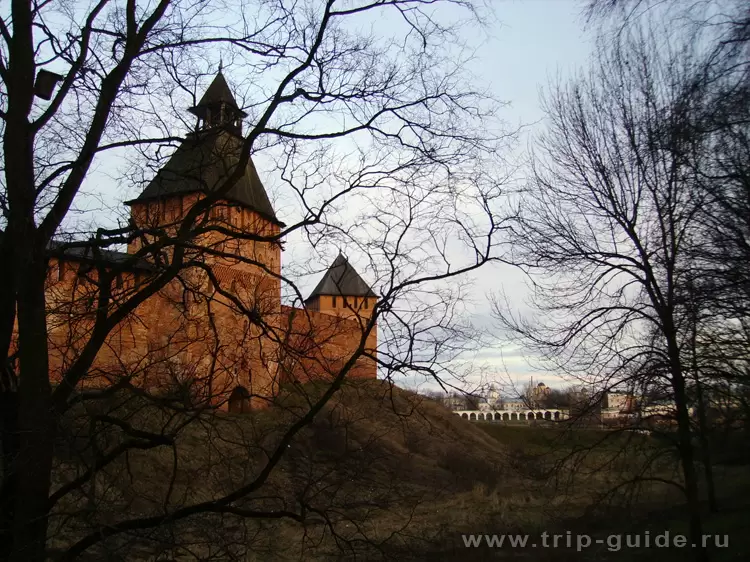 Великий Новгород, кремль и ров