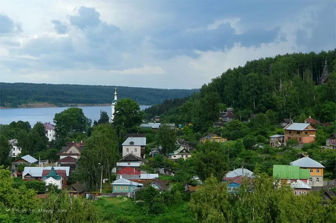 Смотровая площадка на Соборной горе в Плёсе
