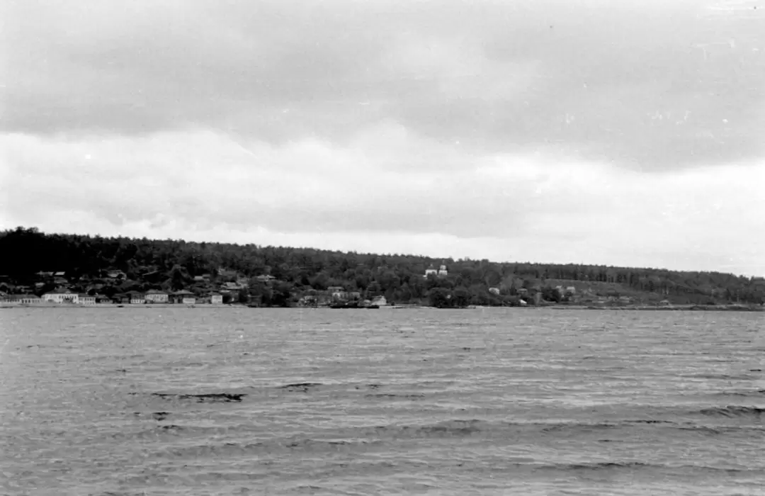 Плёс, вид с лодки перевоза в 1957 году