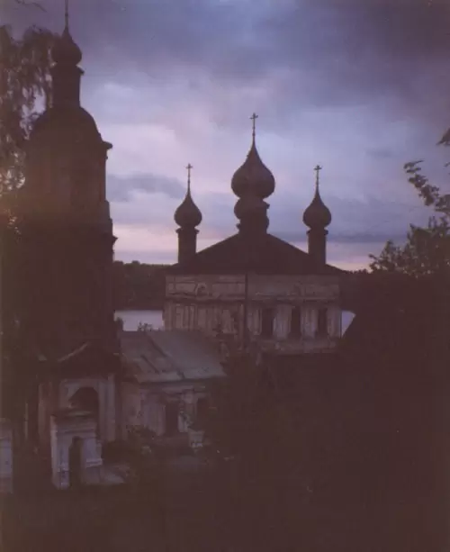 Плёс, Воскресенская церковь