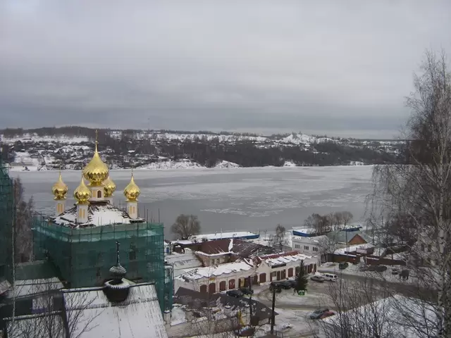 Плёс зимой