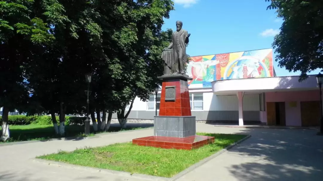 Пенза, памятник  В.О. Ключевскому