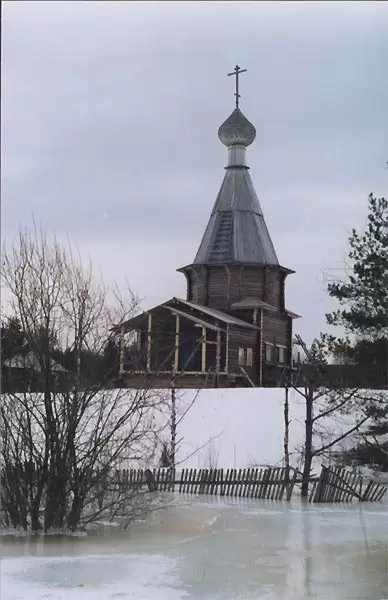 Ферапонтов монастырь, шатровая церковь