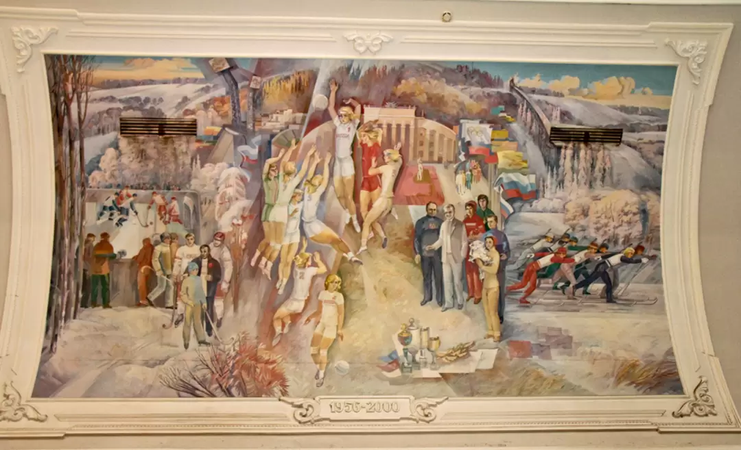 Фрески в интерьере жд вокзала Екатеринбург