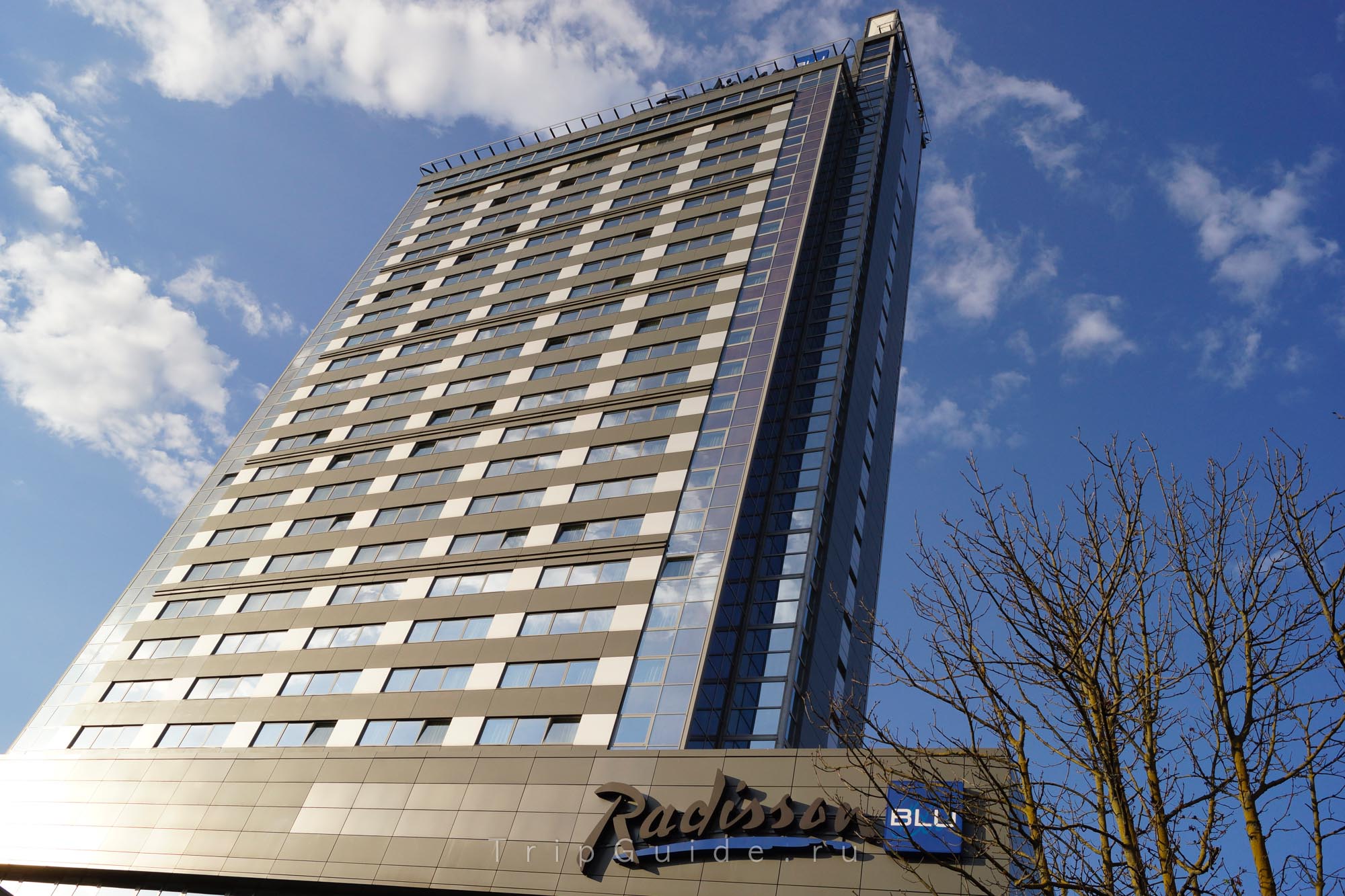 Гостиница «Radisson Blu Hotel Latvia» (бывш. гостиница «Латвия»)