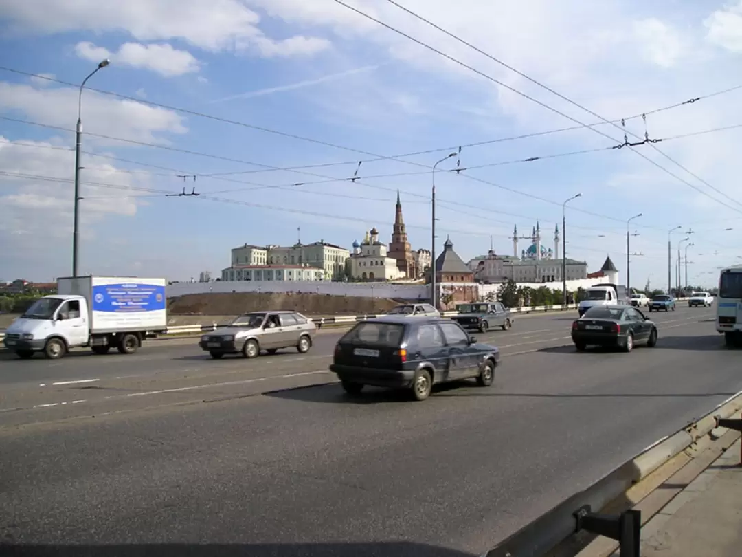 Казанский кремль, Ленинская дамба