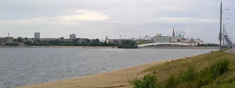 Казанский кремль, вид с Ленинской дамбы