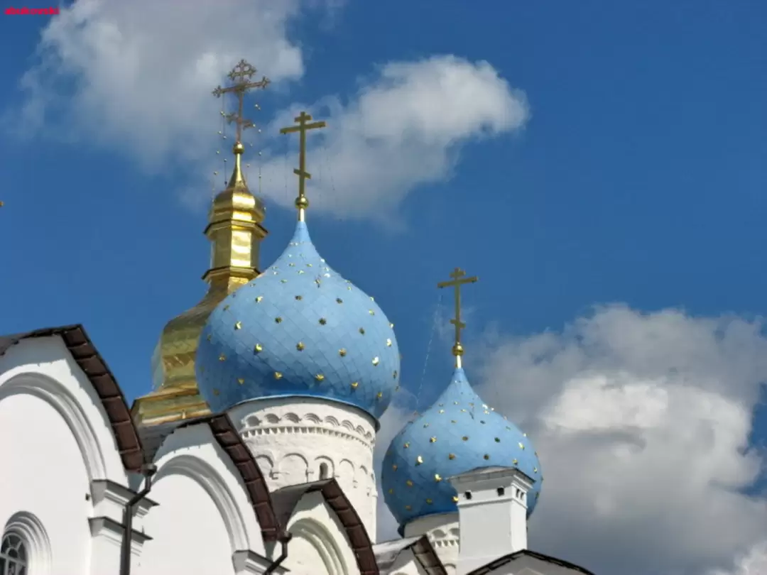 Купола Благовещенского собора в Казани