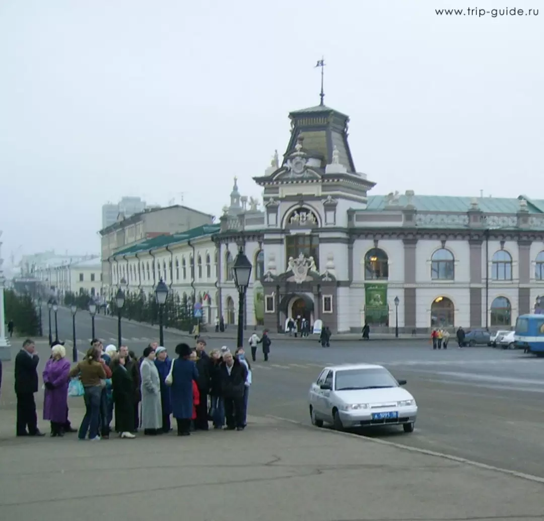 Казань, Спасская площадь