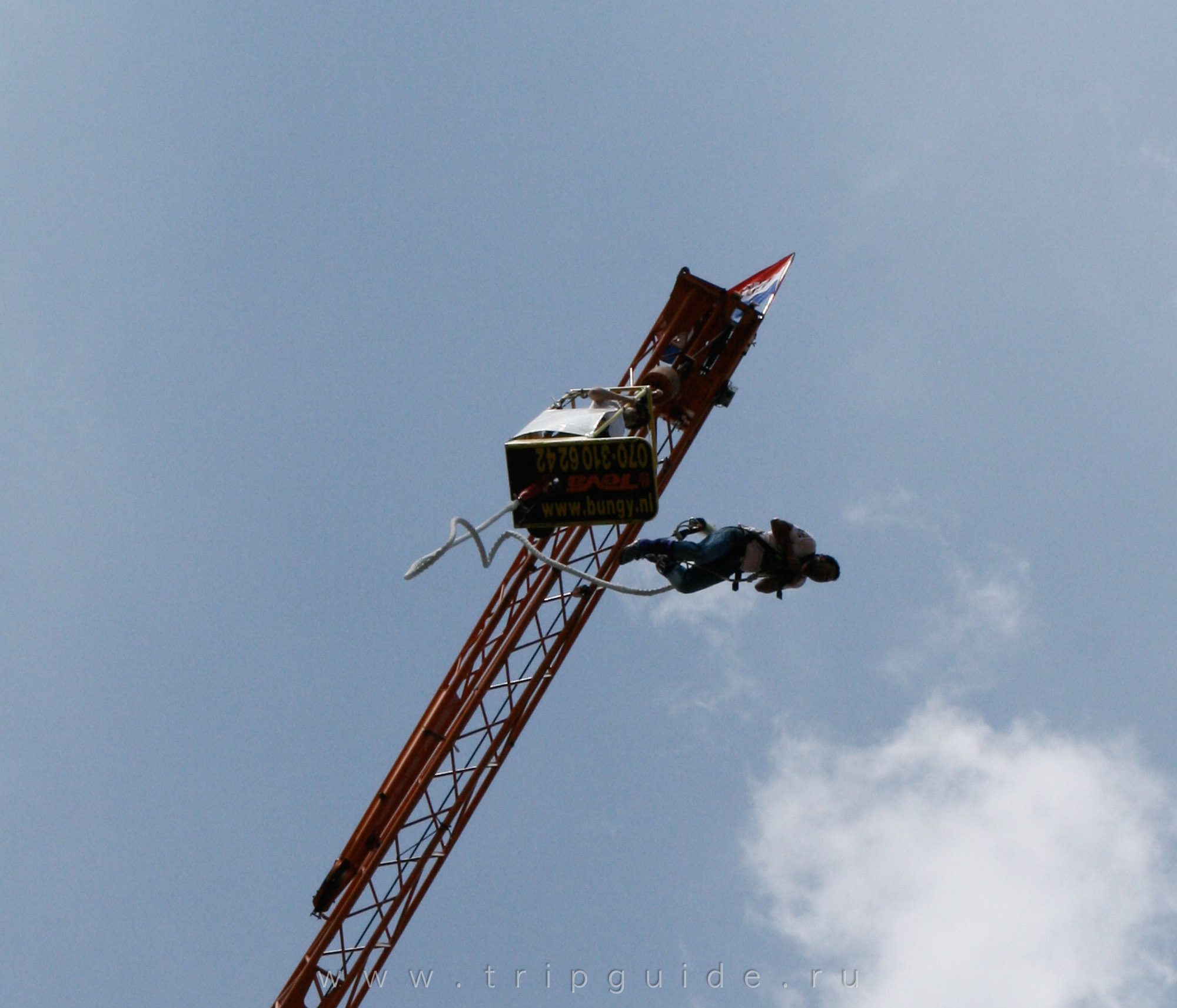 Банджи-джампинг (bungee jumping)