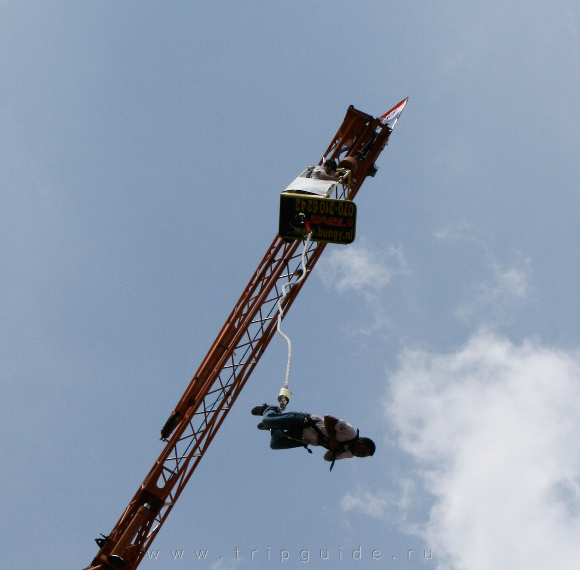 Банджи-джампинг (bungee jumping)