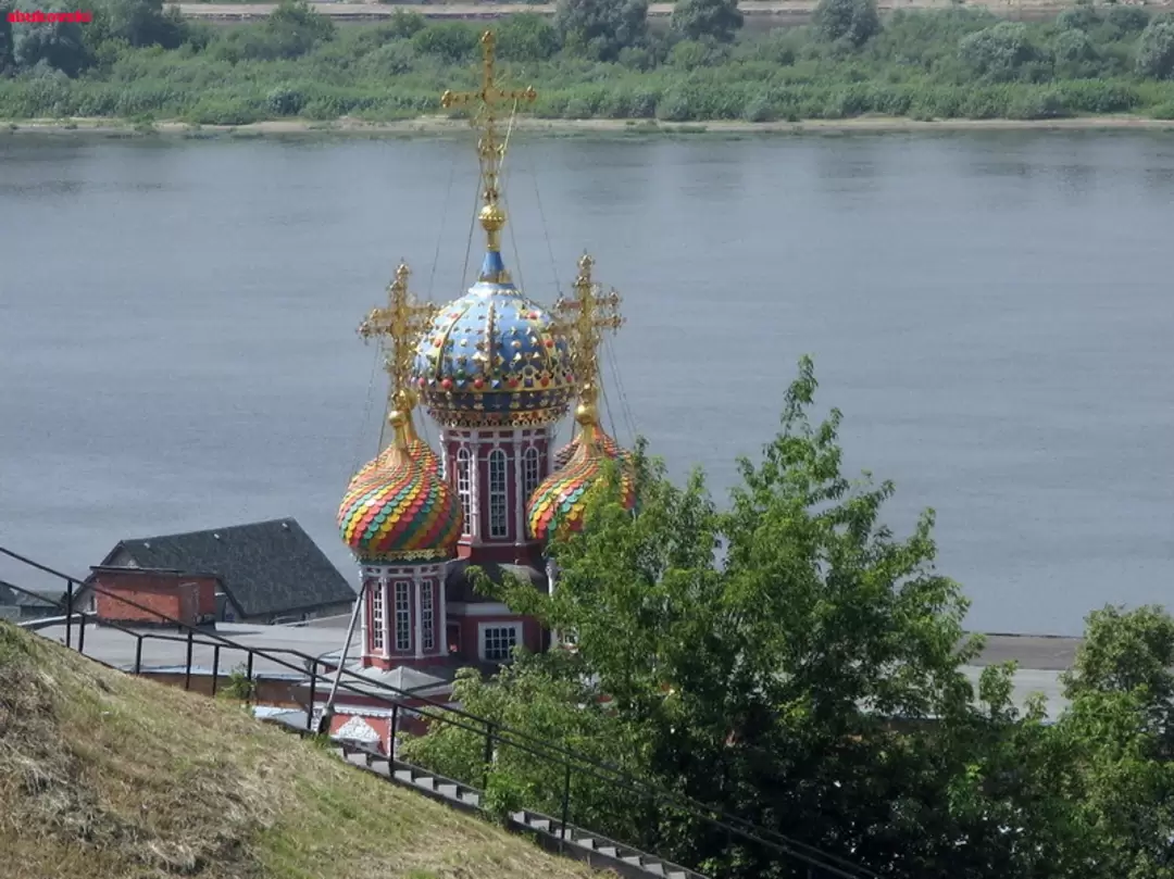 Купола Рождественской церкви