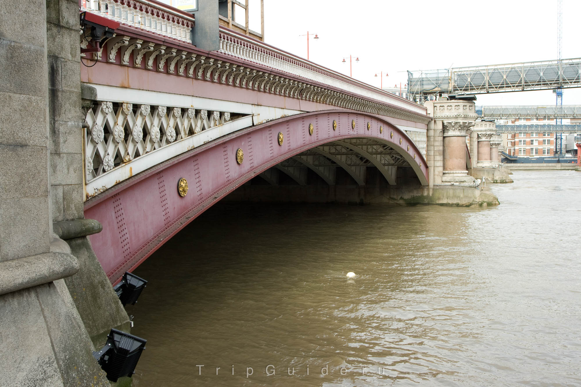 Blackfriars Bridge