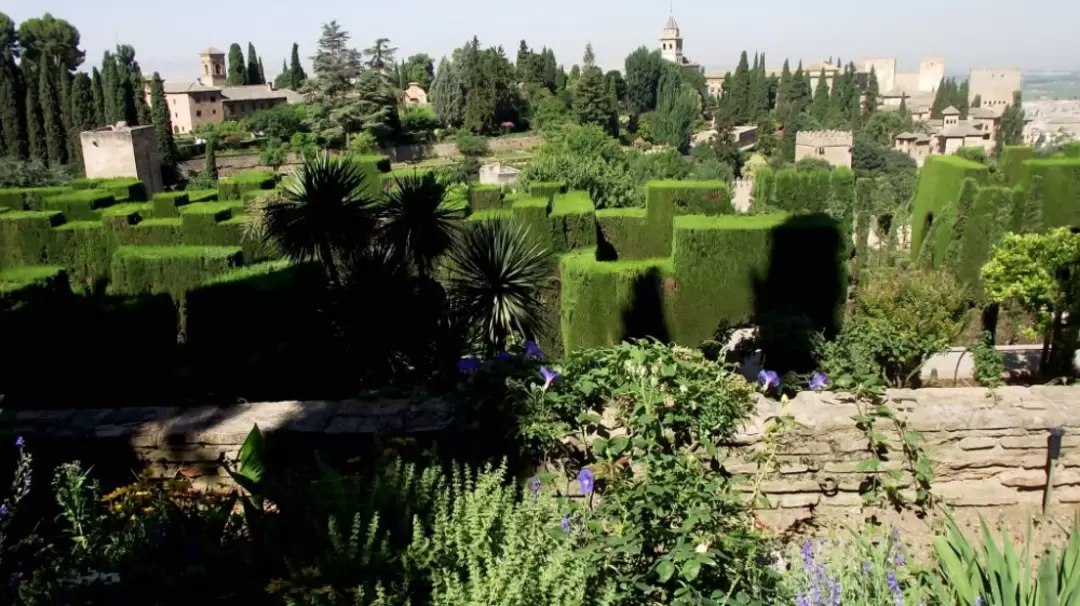 Granada, Heneralife