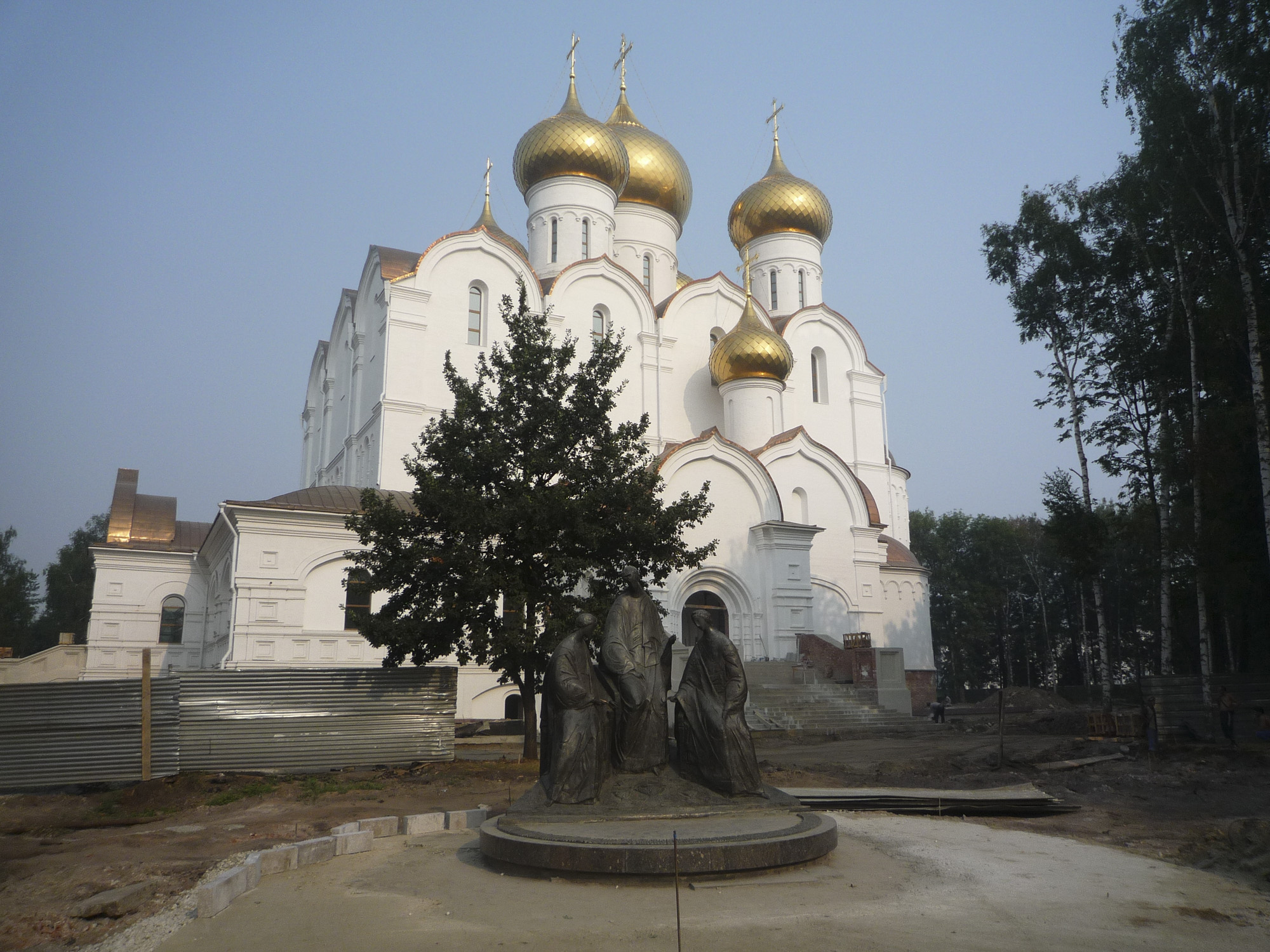 Успенский кафедральный собор в Ярославле