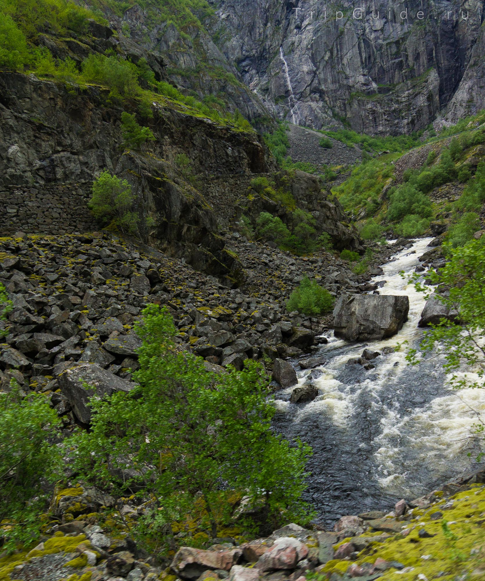 Долина Мобё (Måbødalen) и река Бьёрайо (Bjoreio)