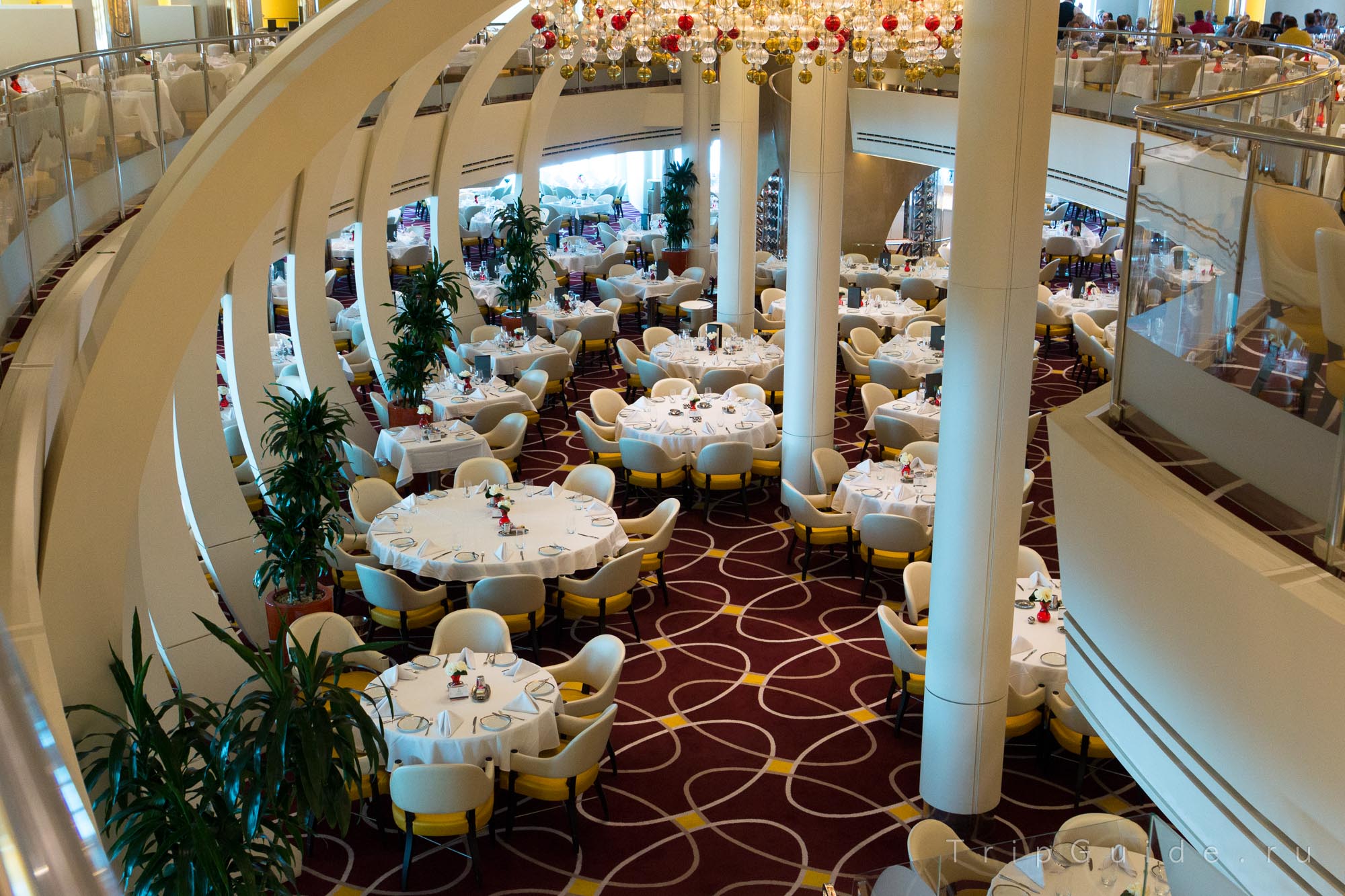 Главный ресторан  («The Dining room»), бесплатный