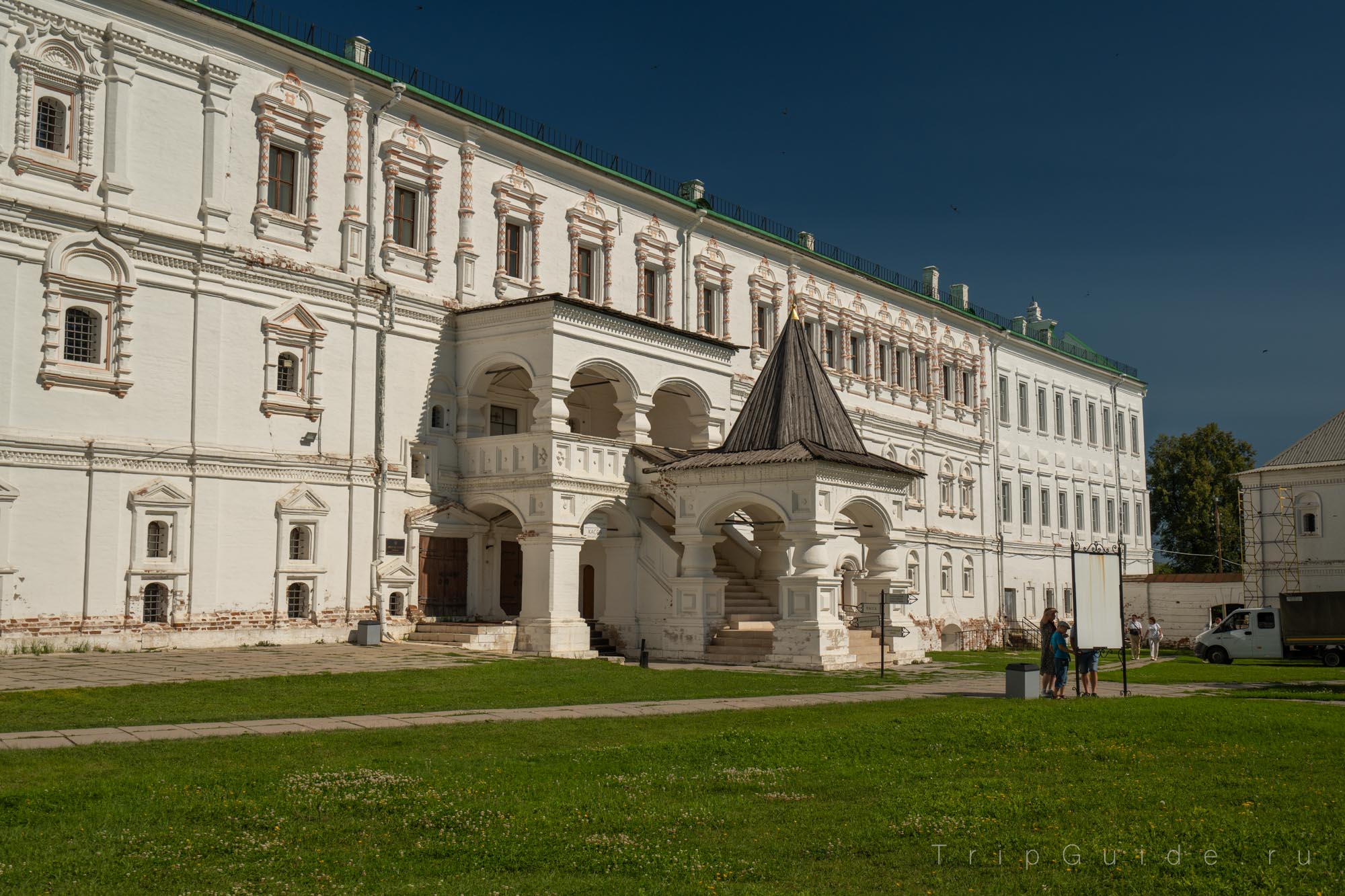 Дворец князя Олега