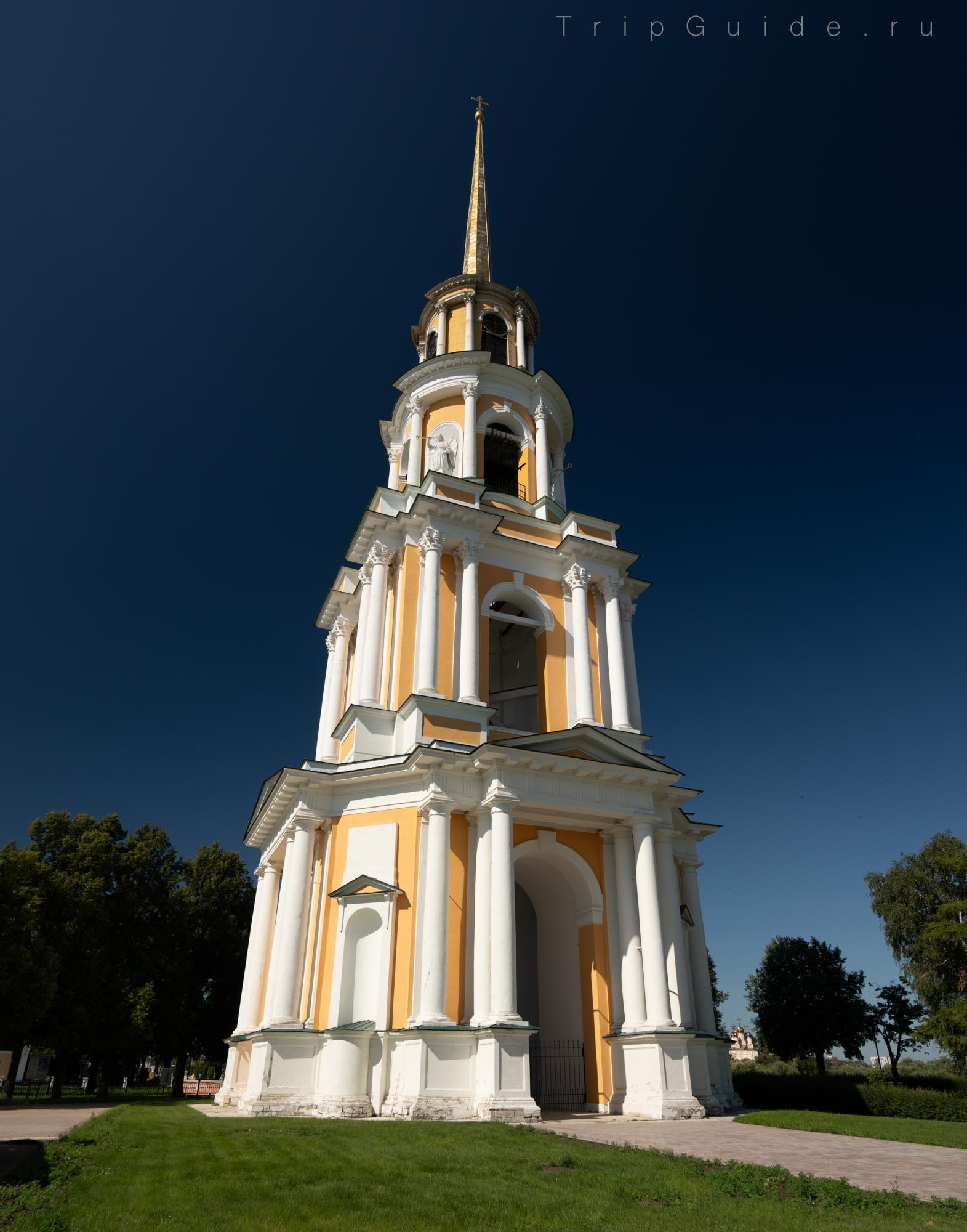 Колокольня
