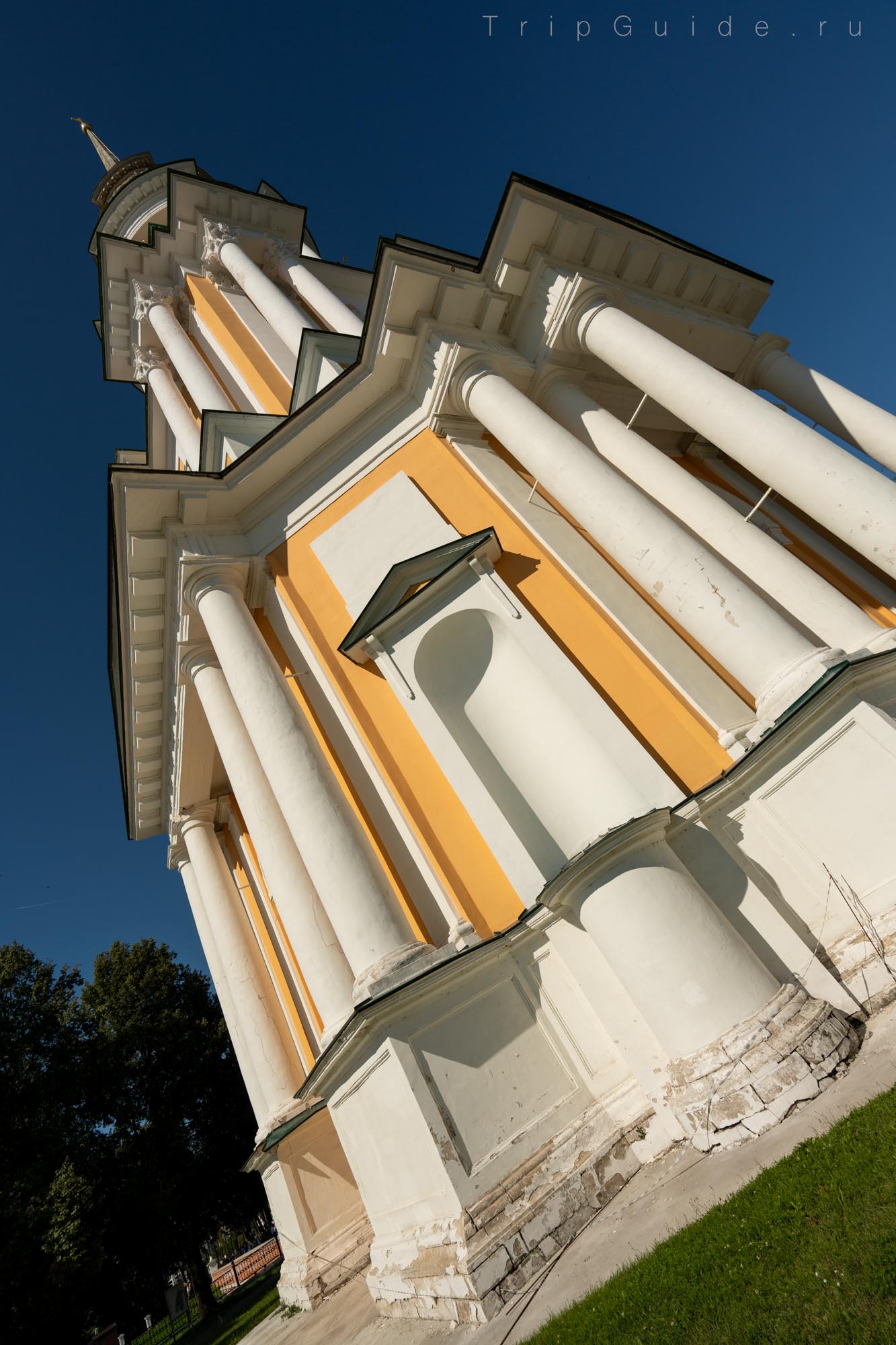 Колокольня
