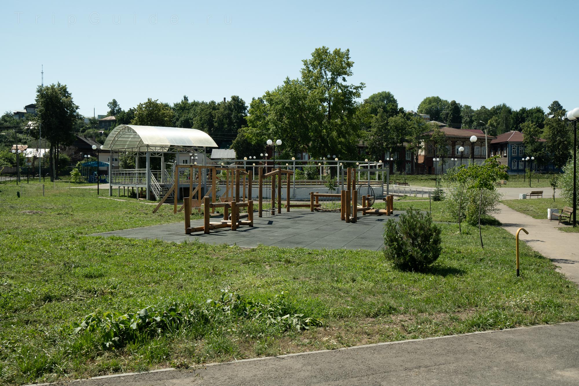 Спортивная площадка в городском парке Козьмодемьянска