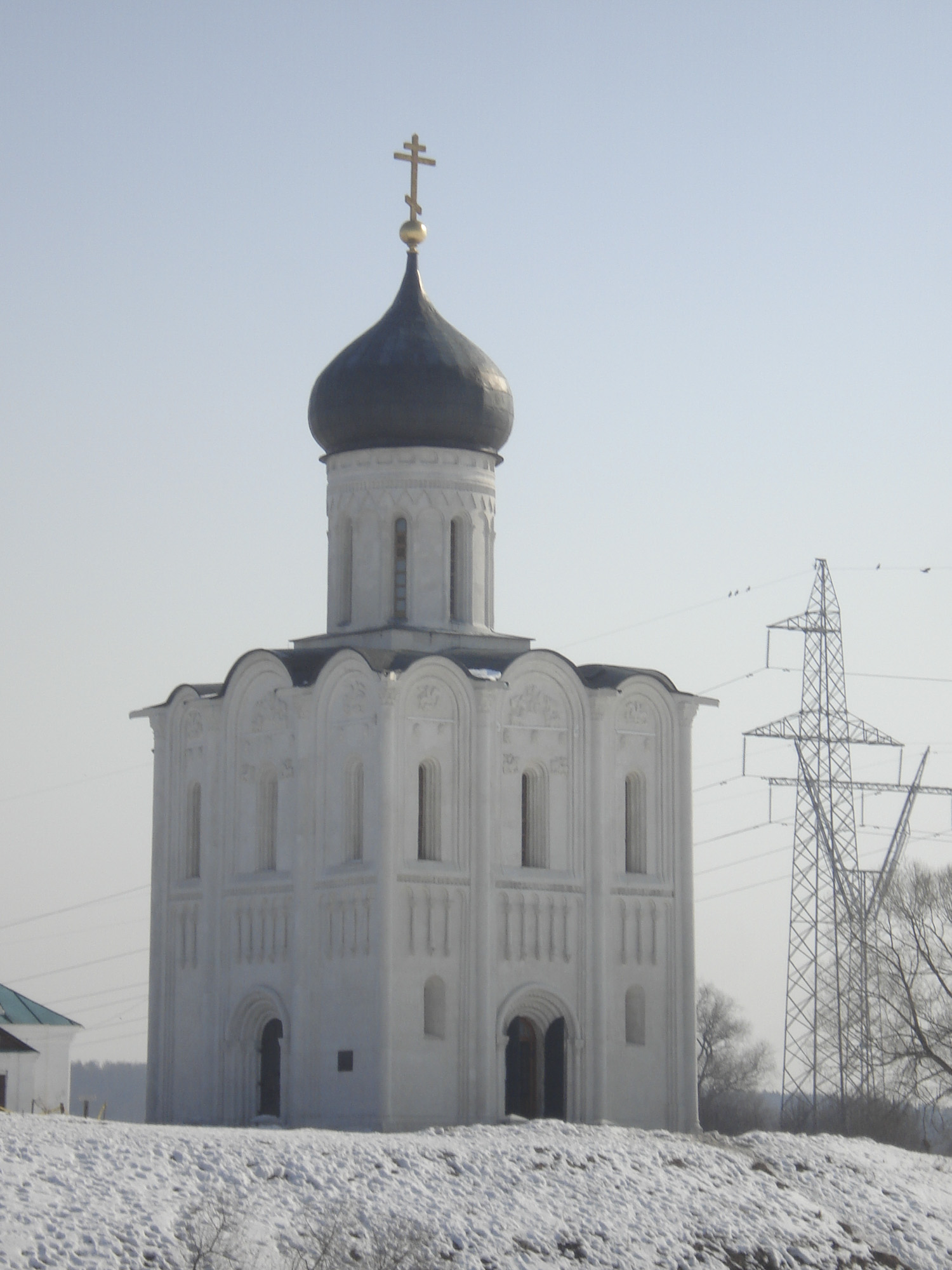 Храм Покрова на Нерли зимой