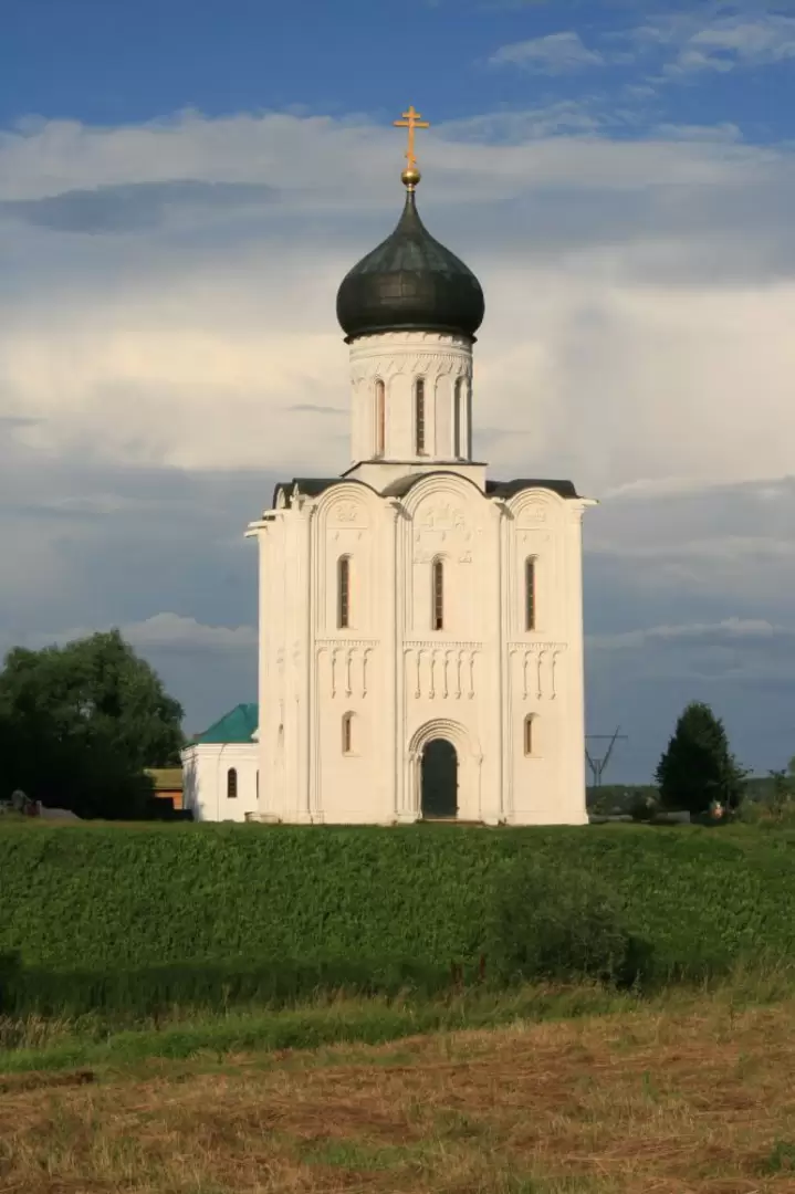 Храм Покрова на Нерли – знаковая достопримечательность Владимирской области