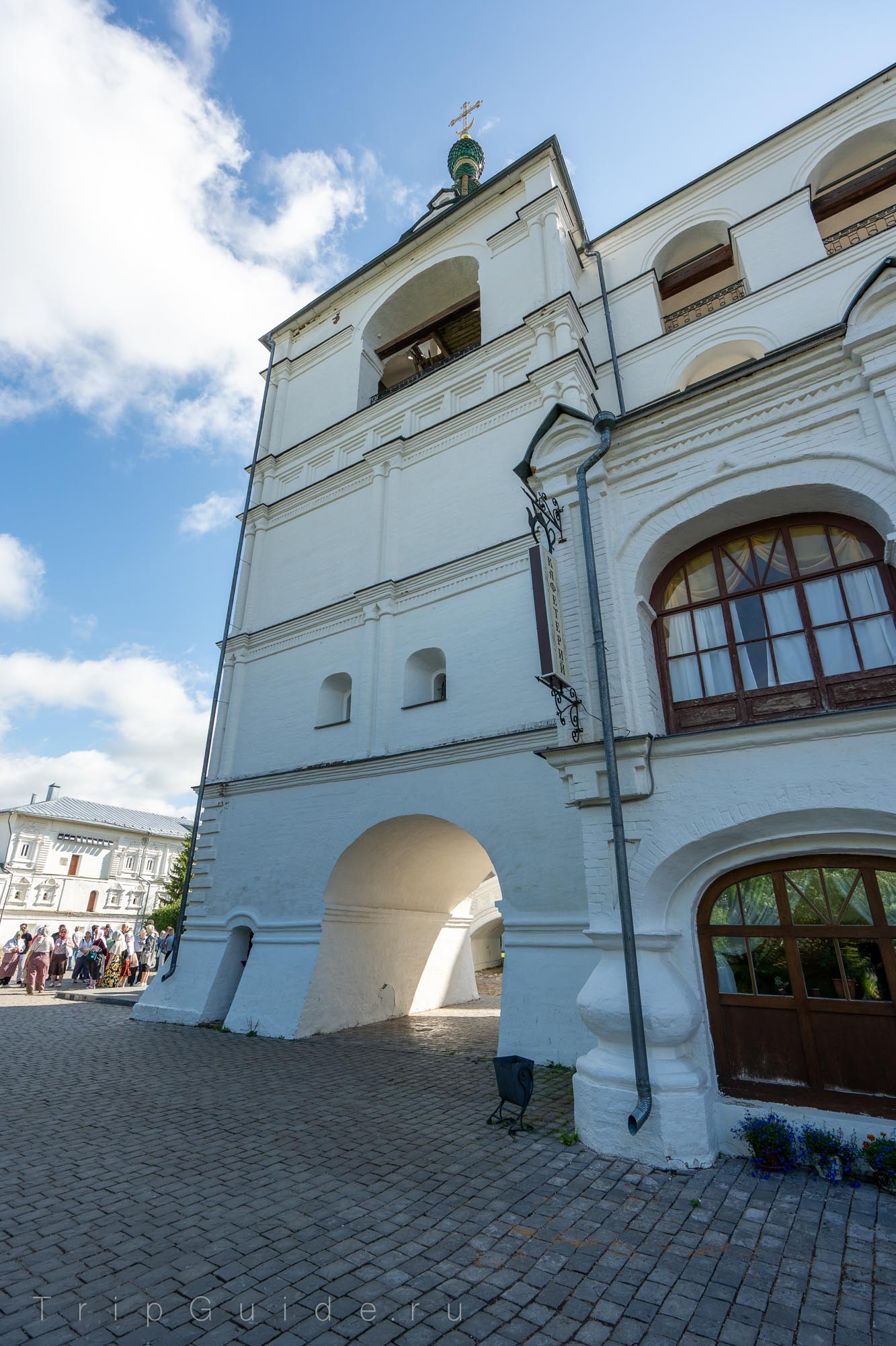 Звонница в Ипатьевском монастыре