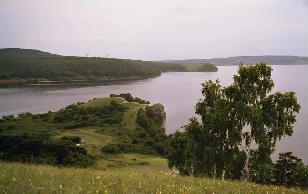 Волжский простор
