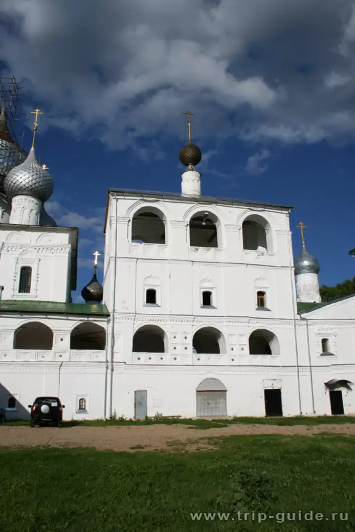 Звонница Воскресенского монастыря, фото