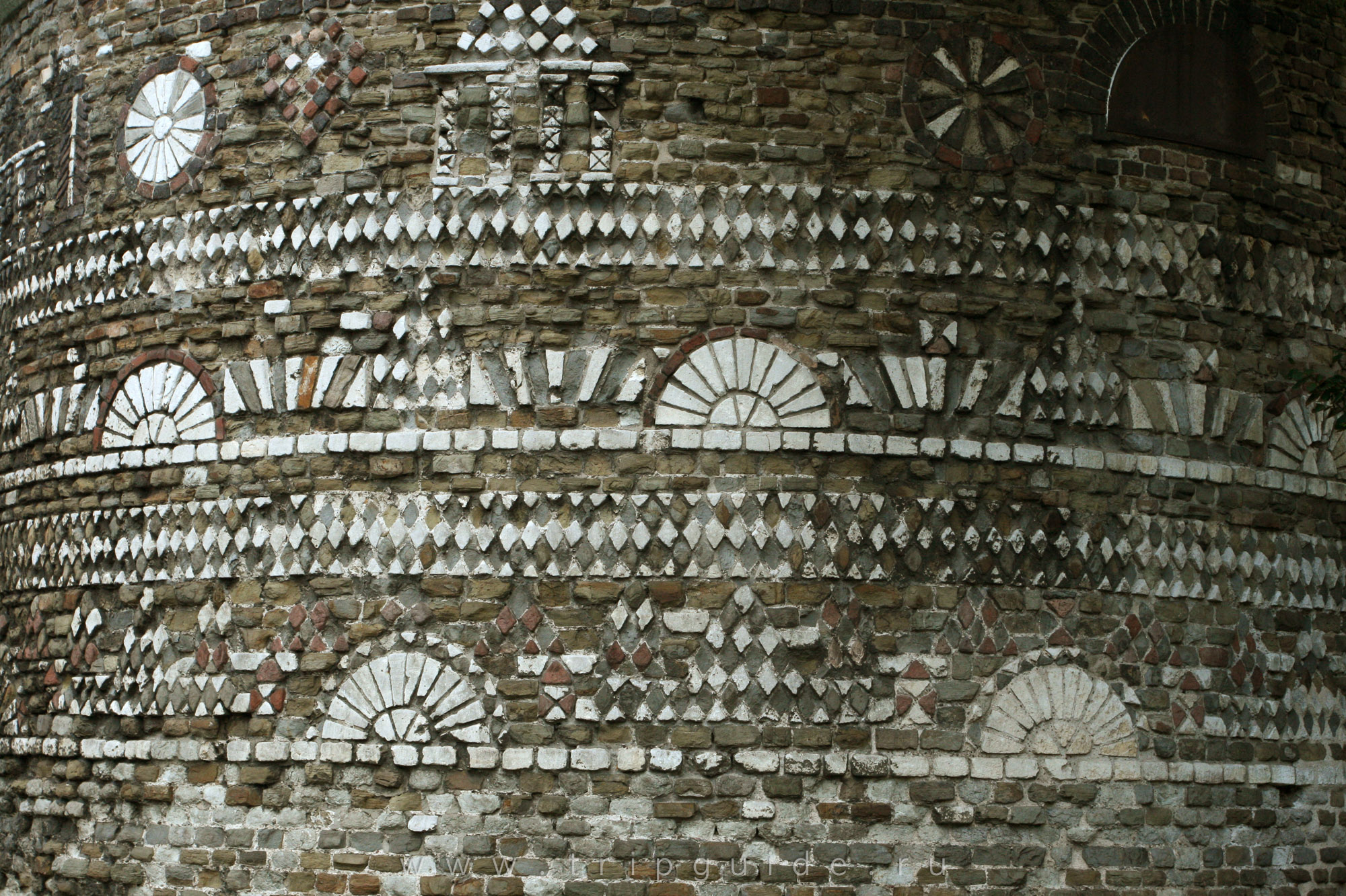 Северо-западная римская башня (Romerturm)