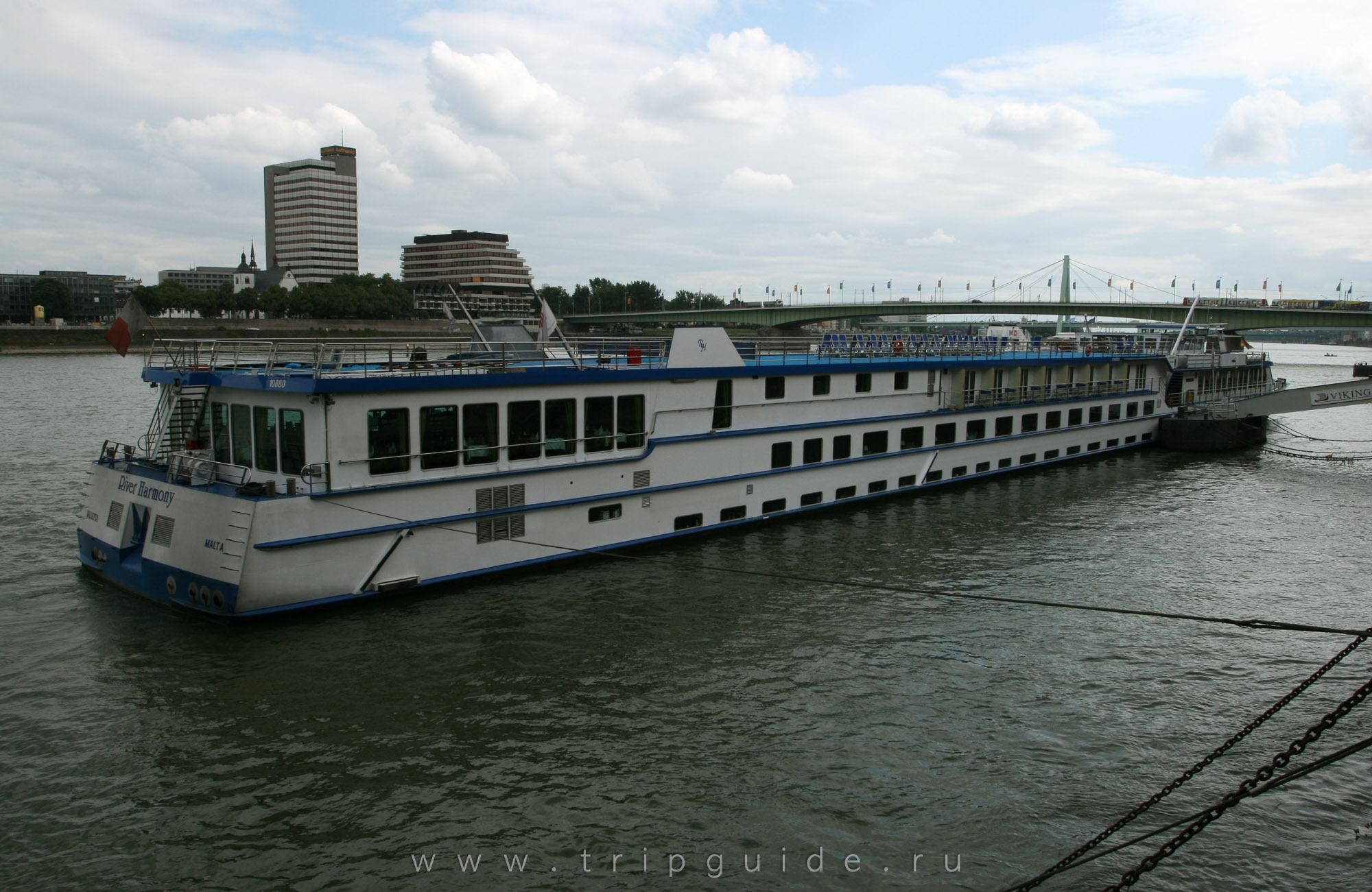Круизный теплоход River Harmony