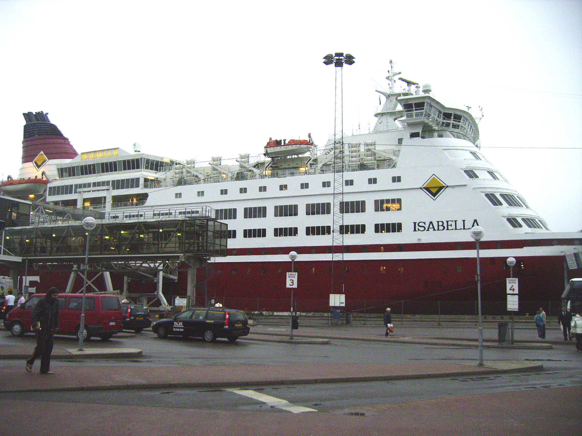 Паром Viking Line Isabella
