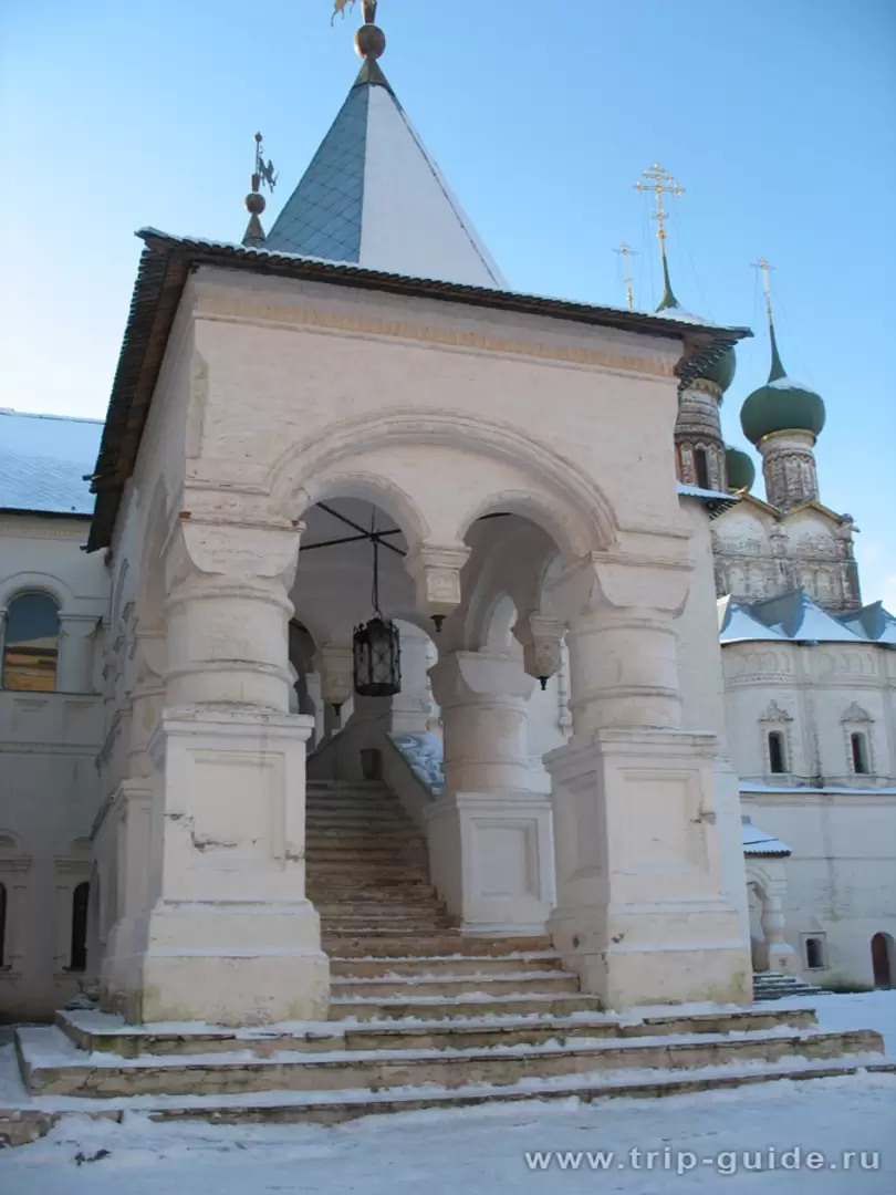 Парадное крыльцо