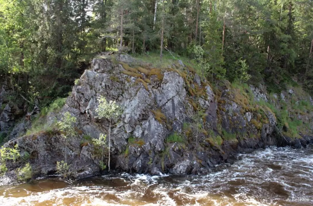 Скалы в Карелии