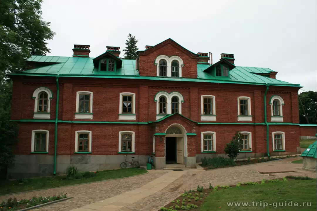 Валаам, Воскресенский скит, кельи монахов