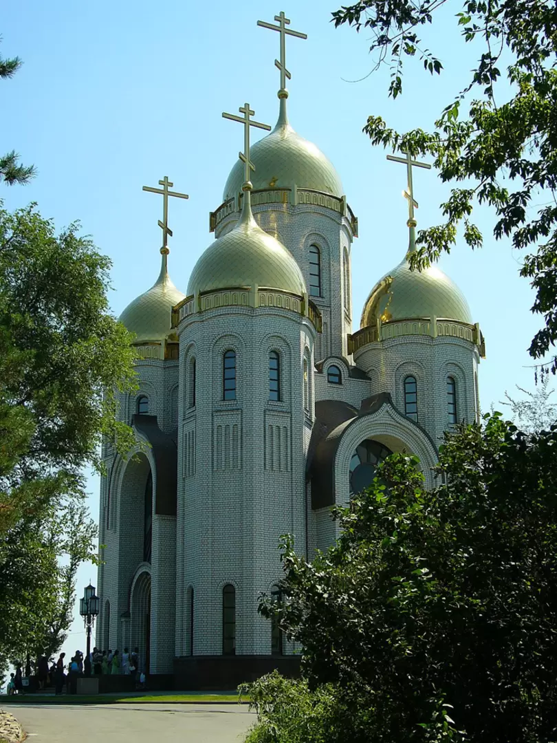 Храм всех святых на Мамаевом Кургане